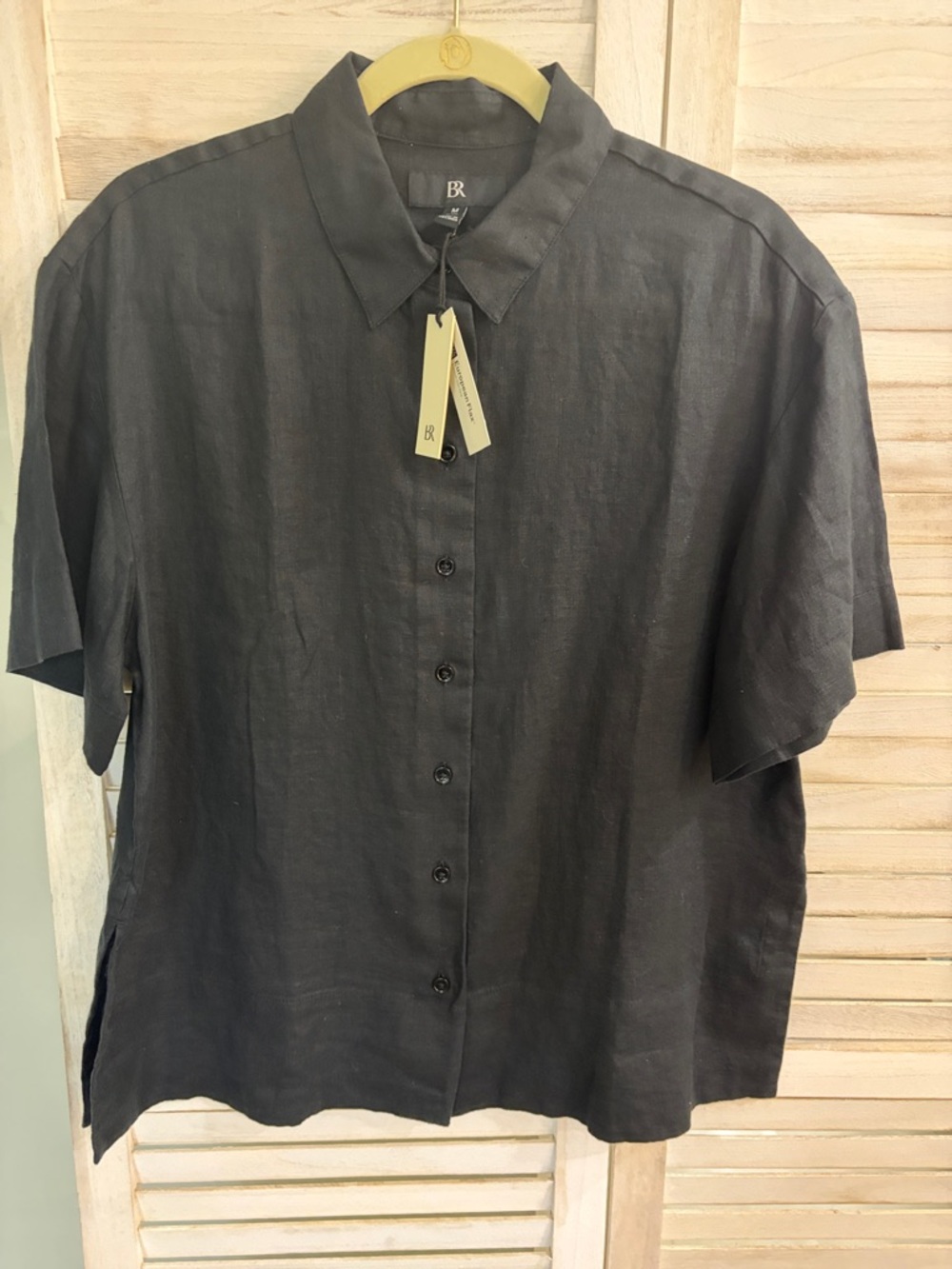 Banana Republic Black Short-Sleeve Button-Down Linen Shirt